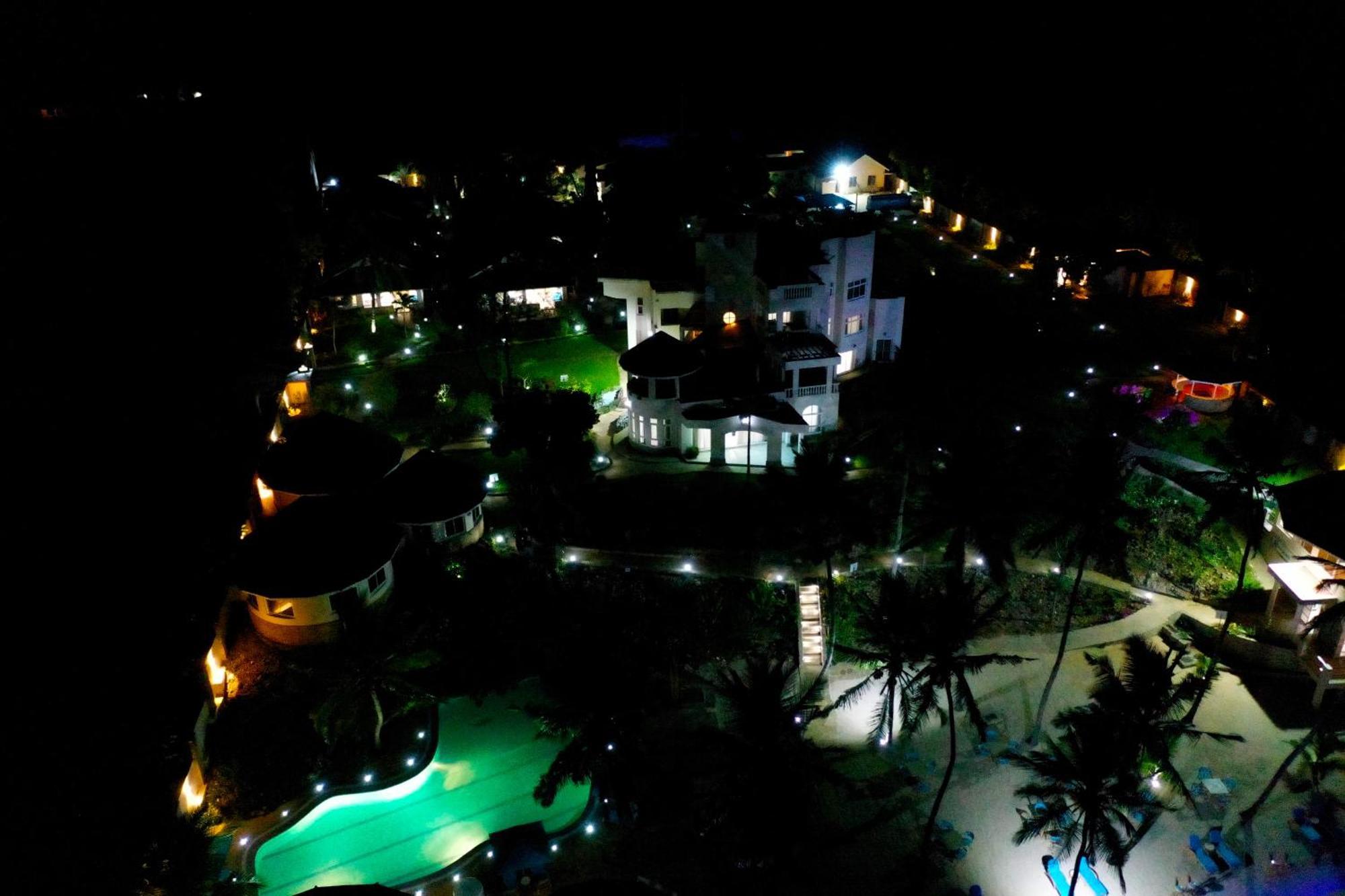 Vipingo Beach Resort Tezo Kültér fotó