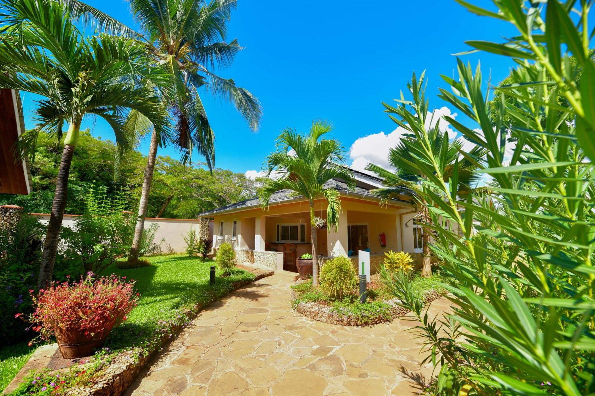 Vipingo Beach Resort Tezo Kültér fotó
